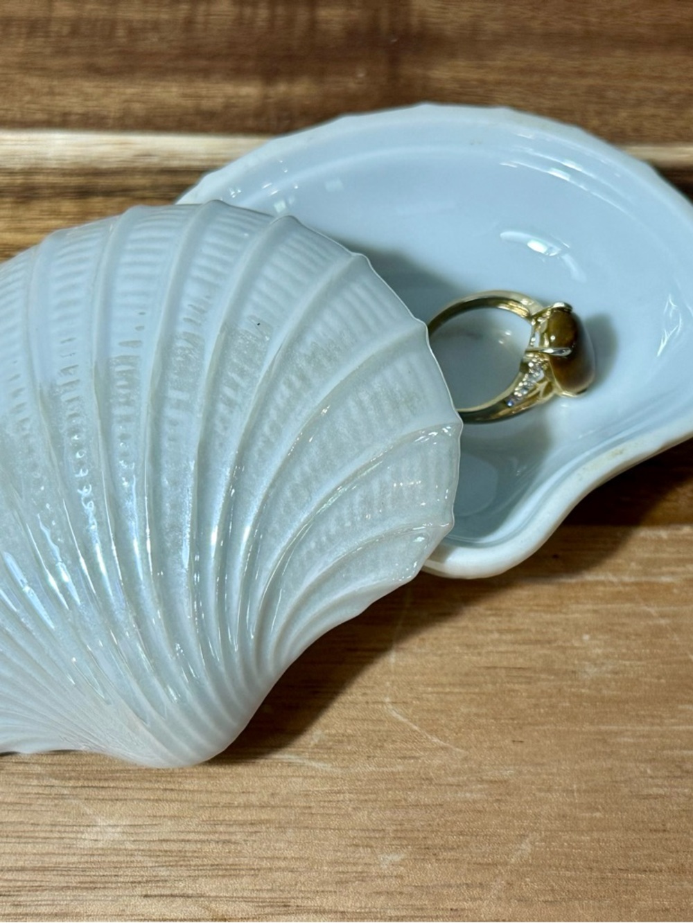 Vintage White Ceramic Shell Trinket Dish or Ring catchall